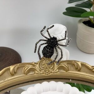 Black Crystal Spider Brooch – Statement Gothic Pin